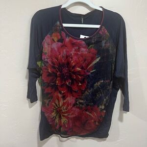 NWTs Edista Floral Tee